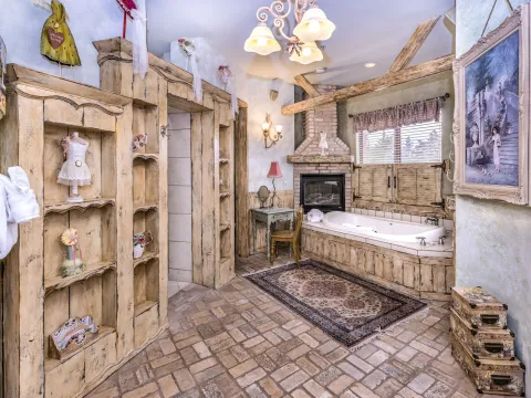 Adobe Grand Villas